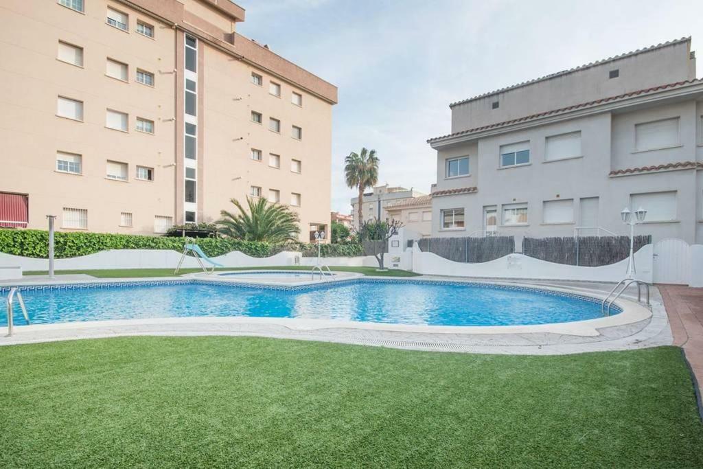 Wonderful Beach House With 2 Pools Villa Calafell Exterior foto
